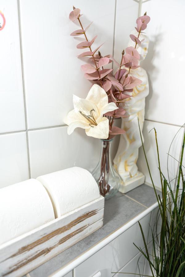 #2 Grosses Zimmer Mit Pool Und Garten Memmingen Eksteriør bilde